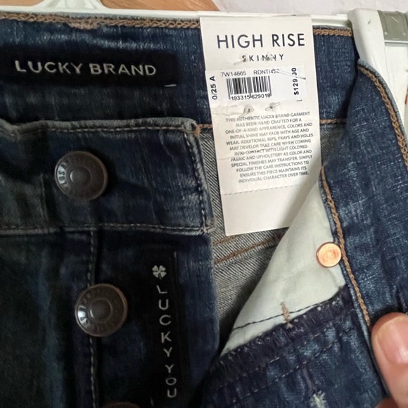 Lucky Brand high rise jeans - Picture 5 of 6